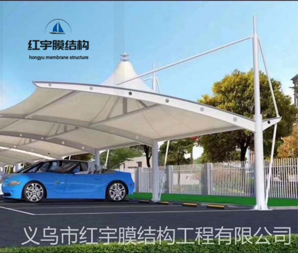 膜結構停車棚
