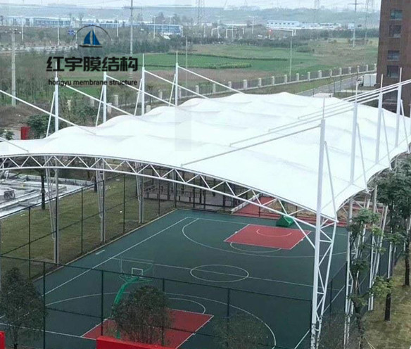 體育廠棚